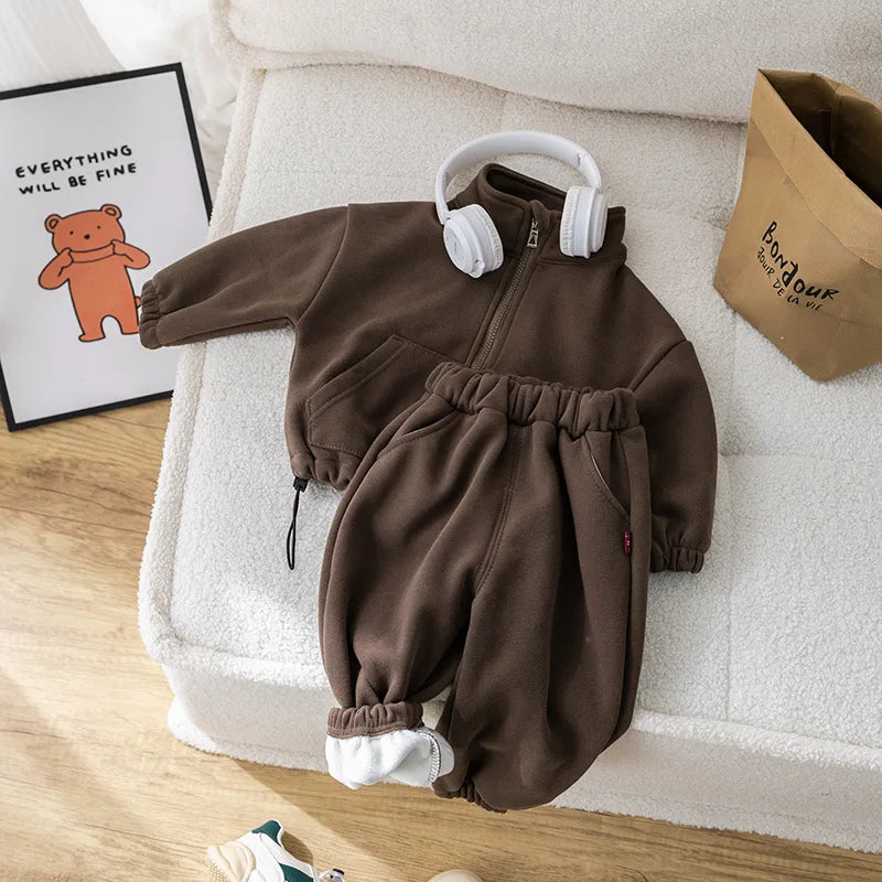 חליפת בייסיק פרימיום